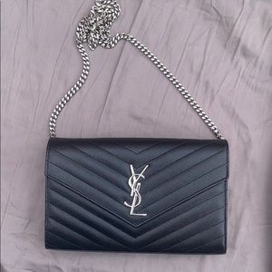 🚨SOLD🚨Yves Saint Laurent YSL Large chain wallet